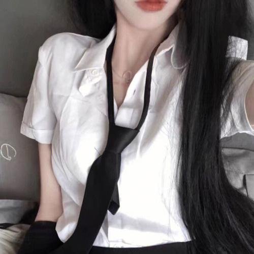 反派大腿我抱定了